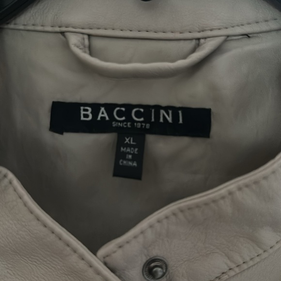 Ladies leather look and feel jacket - Picture 2 of 7